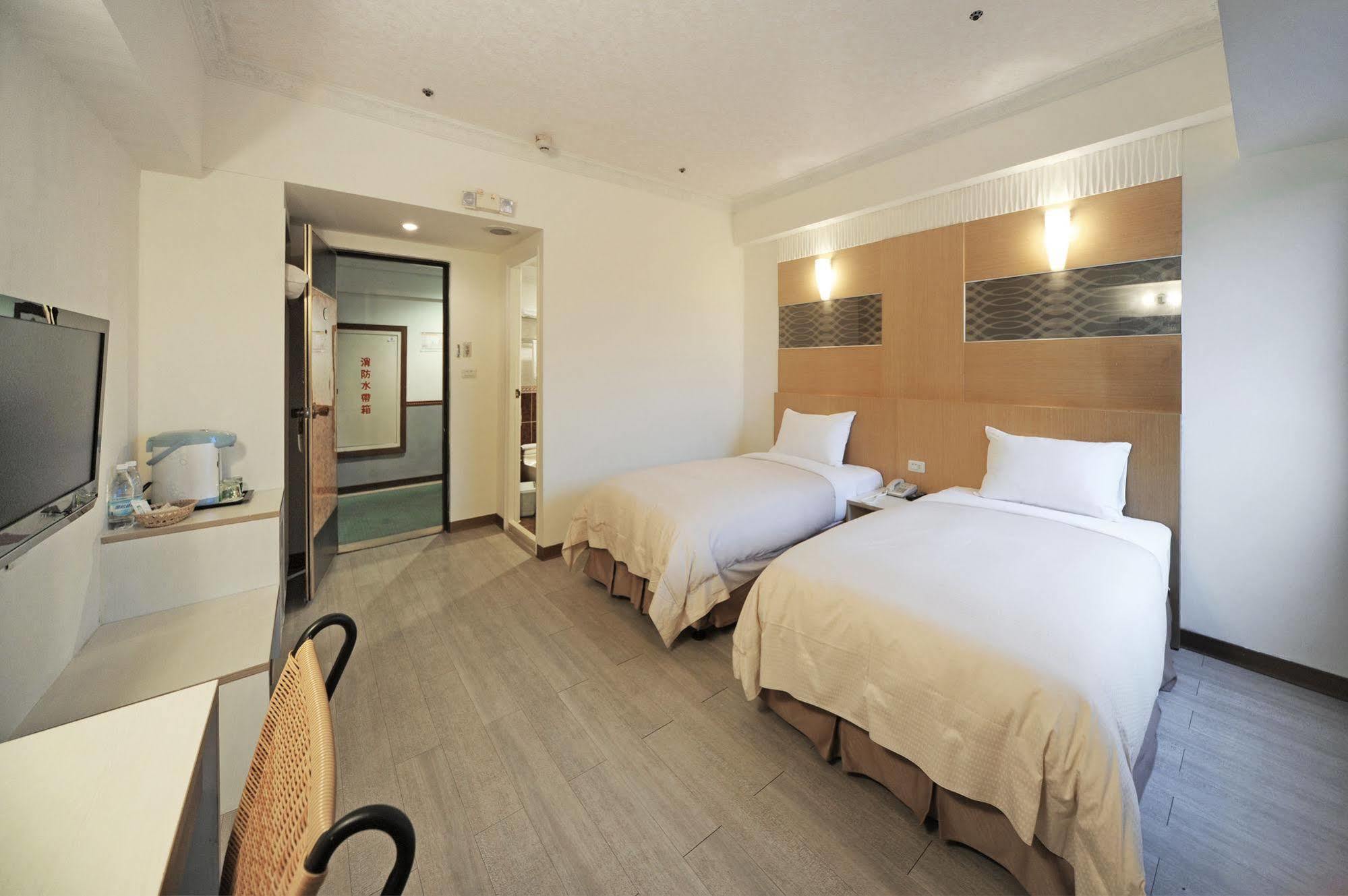 Kenting Holiday Hotel Heng-ch'un Exterior foto